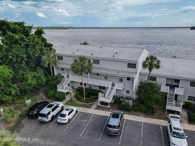 235 RIVER BEND Place, Welaka, FL 32193