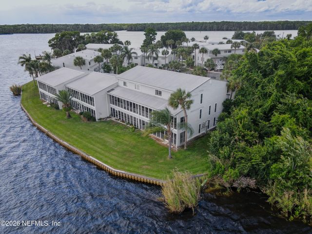 235 RIVER BEND Place, Welaka, FL 32193