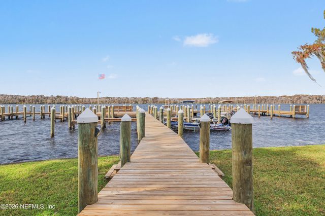 235 RIVER BEND Place, Welaka, FL 32193