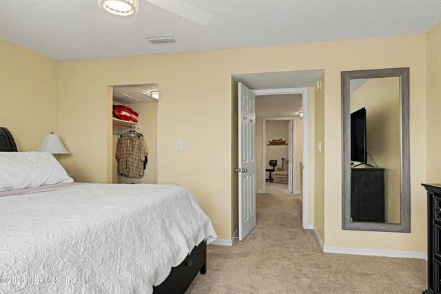 235 RIVER BEND Place, Welaka, FL 32193