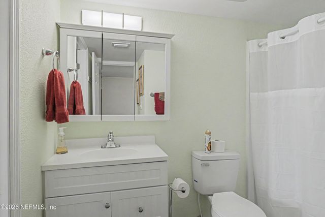 235 RIVER BEND Place, Welaka, FL 32193