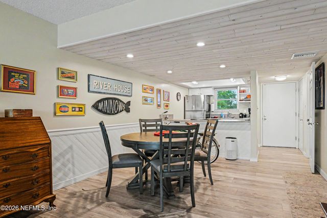 235 RIVER BEND Place, Welaka, FL 32193