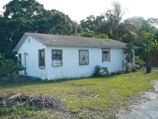 312 S 25th Street, Fort Pierce, FL 34947