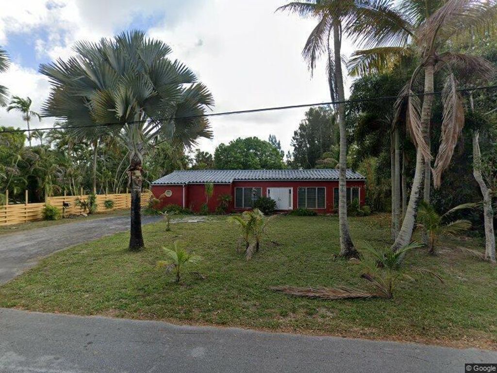 300 Bayberry Drive, Plantation, FL 33317