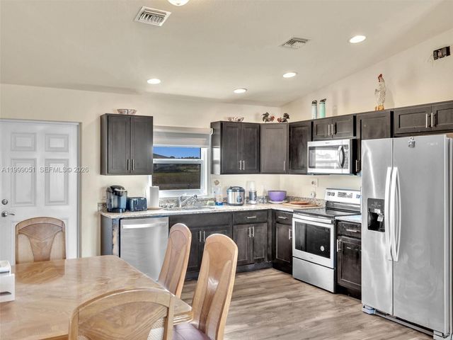 9006 ABEL, La Belle, FL 33935