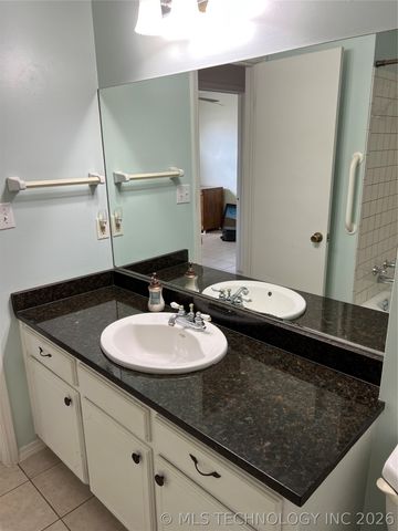 106 Vine Street, Chelsea, OK 74016