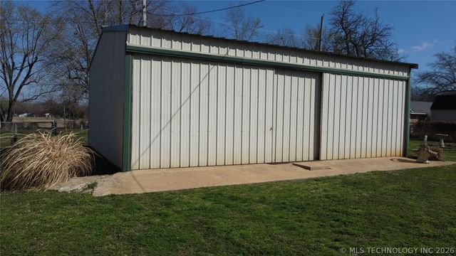 106 Vine Street, Chelsea, OK 74016