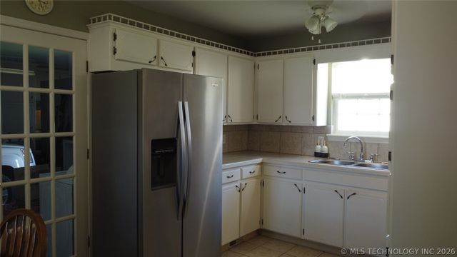 106 Vine Street, Chelsea, OK 74016