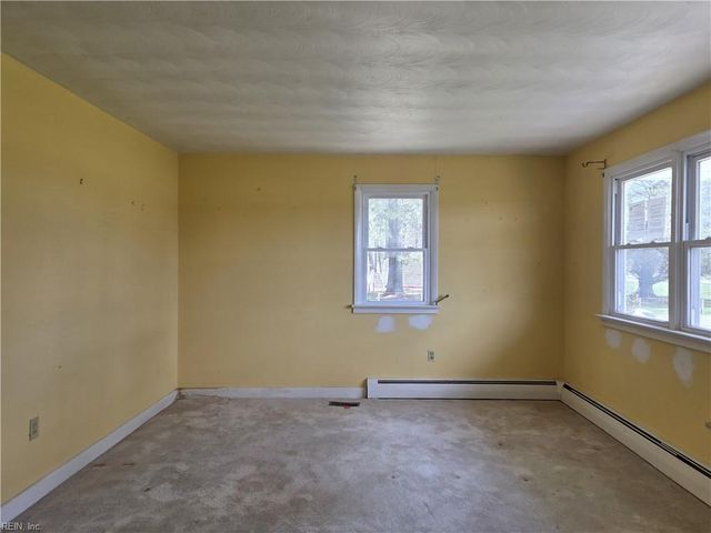14035 Foursquare RD, Smithfield, VA 23430