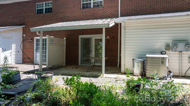 75 Laurelwood Drive 97, Marion, NC 28752