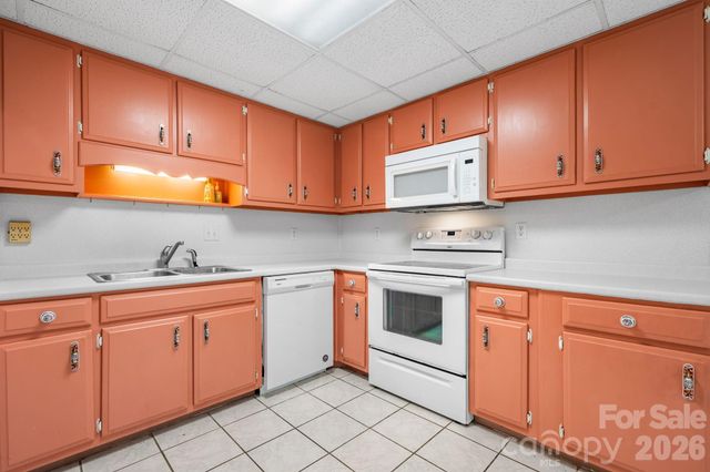 75 Laurelwood Drive 97, Marion, NC 28752