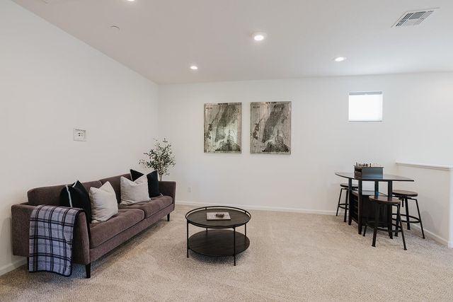 775 Appaloosa Way, Hollister, CA 95023