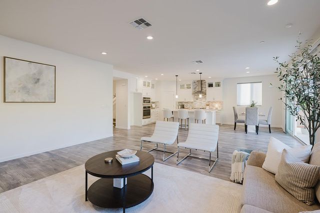 775 Appaloosa Way, Hollister, CA 95023