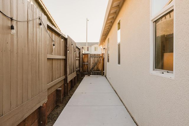 775 Appaloosa Way, Hollister, CA 95023