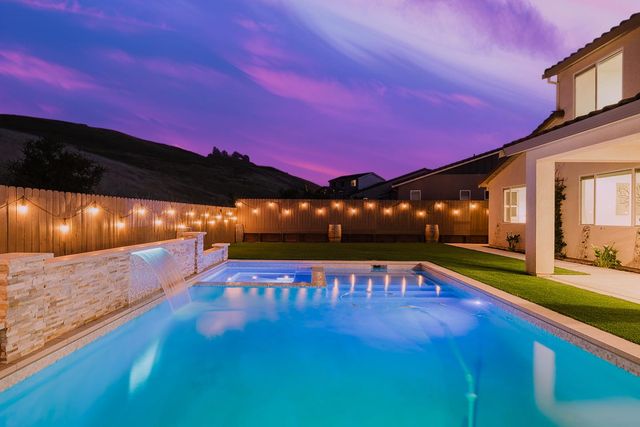 775 Appaloosa Way, Hollister, CA 95023