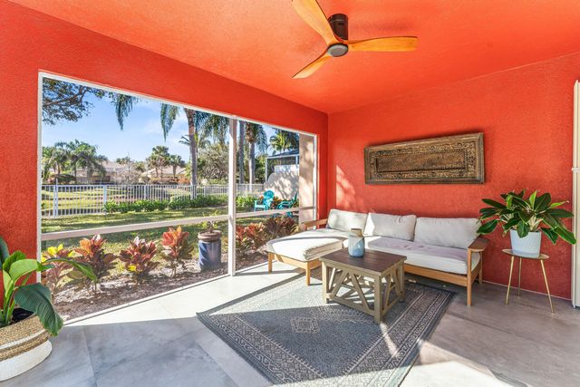 8370 Eleuthera Lane, Wellington, FL 33414