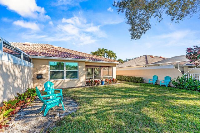 8370 Eleuthera Lane, Wellington, FL 33414