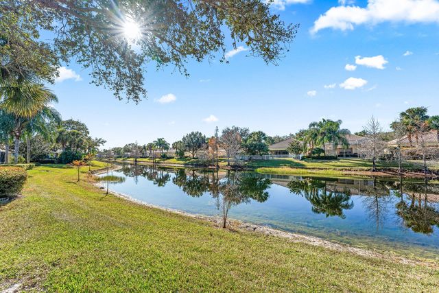 8370 Eleuthera Lane, Wellington, FL 33414