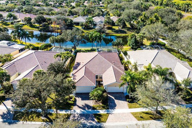 8370 Eleuthera Lane, Wellington, FL 33414