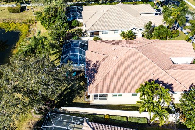 8370 Eleuthera Lane, Wellington, FL 33414