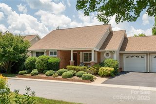 1105 Citation Circle, Hendersonville, NC 28739