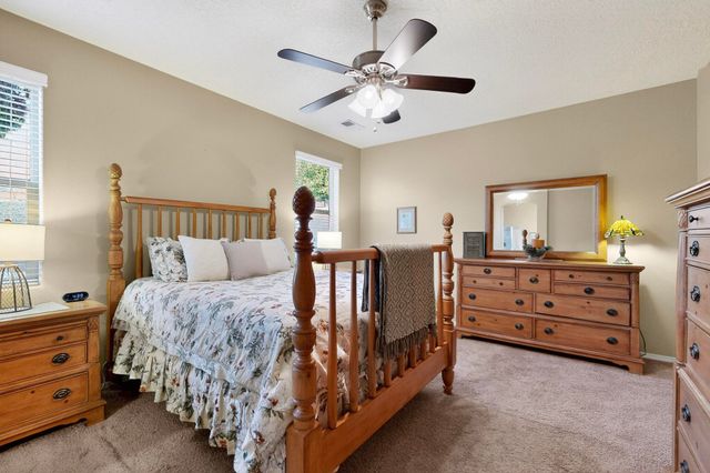 2825 Arce Lane SE, Rio Rancho, NM 87124