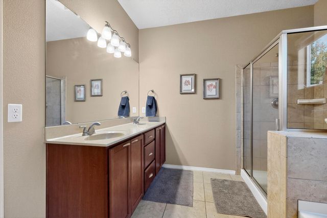 2825 Arce Lane SE, Rio Rancho, NM 87124