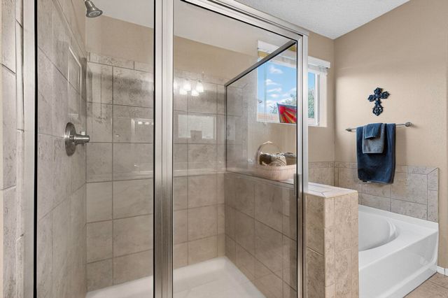 2825 Arce Lane SE, Rio Rancho, NM 87124