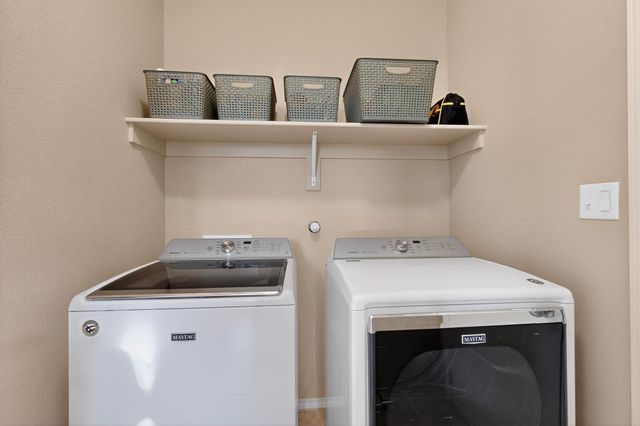 2825 Arce Lane SE, Rio Rancho, NM 87124