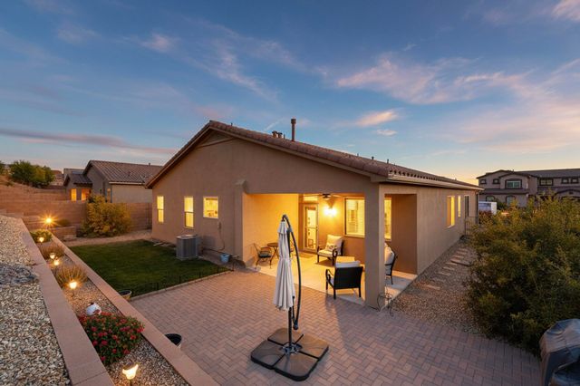 2825 Arce Lane SE, Rio Rancho, NM 87124