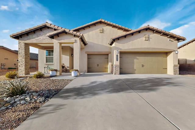 2825 Arce Lane SE, Rio Rancho, NM 87124