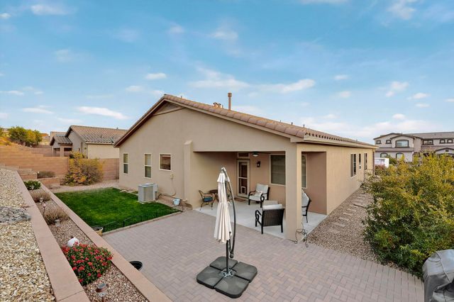 2825 Arce Lane SE, Rio Rancho, NM 87124