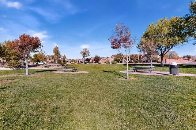 2825 Arce Lane SE, Rio Rancho, NM 87124