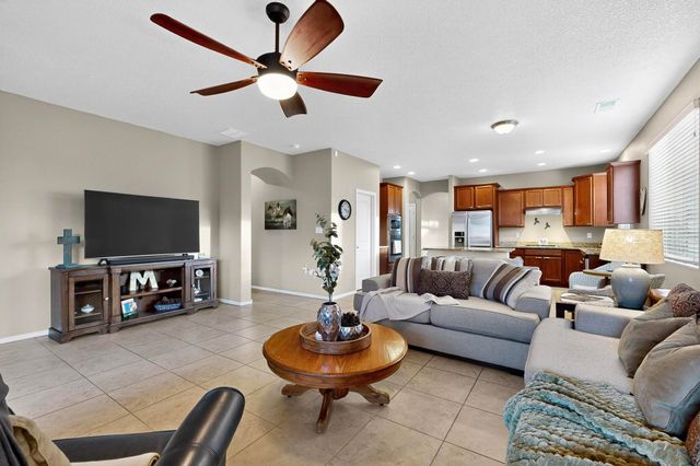 2825 Arce Lane SE, Rio Rancho, NM 87124