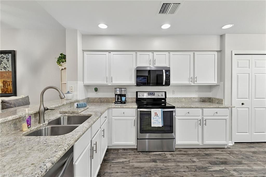 9180 Southmont CV 206, FORT MYERS, FL 33908 — photo 2