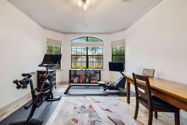 2415 Commonwealth Street, Houston, TX 77006