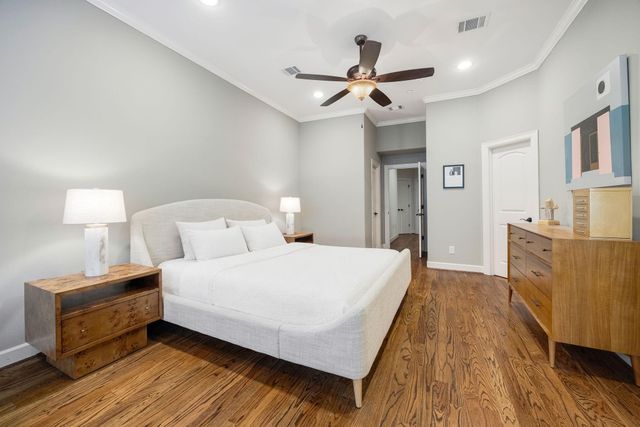2415 Commonwealth Street, Houston, TX 77006