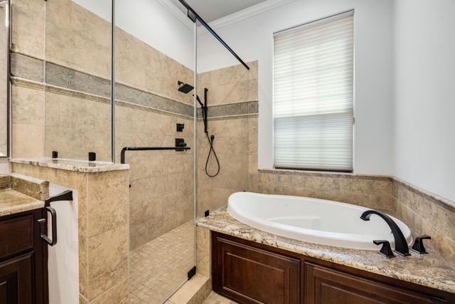 2415 Commonwealth Street, Houston, TX 77006