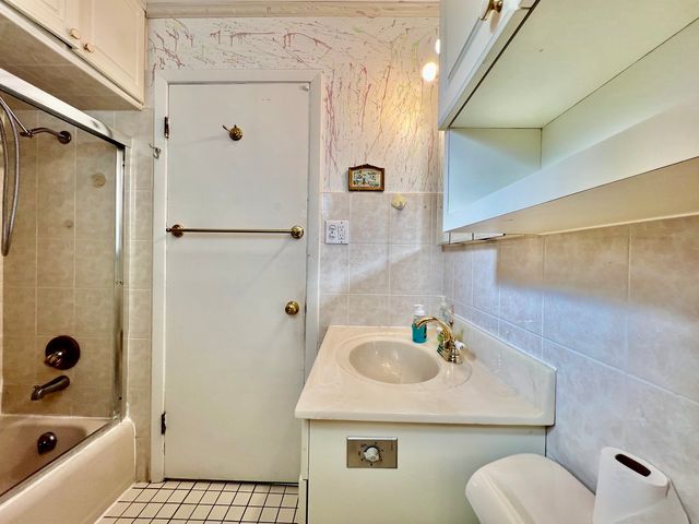 3437 Scott Street, Franklin Park, IL 60131