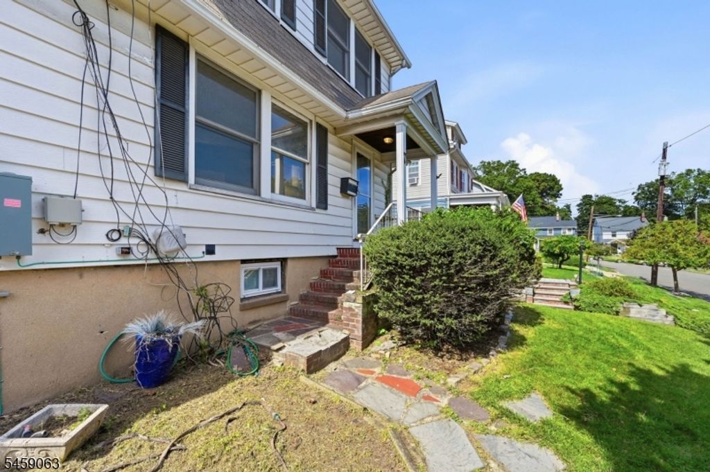 7 Harvard Ter, West Orange Twp., NJ 07052 — photo 2