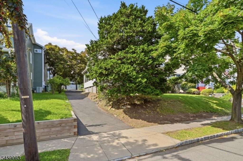 7 Harvard Ter, West Orange Twp., NJ 07052 — photo 3