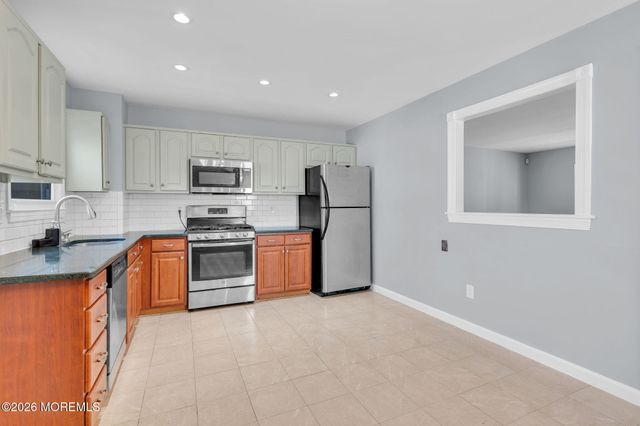819 Laurel Street, Lakehurst, NJ 08733