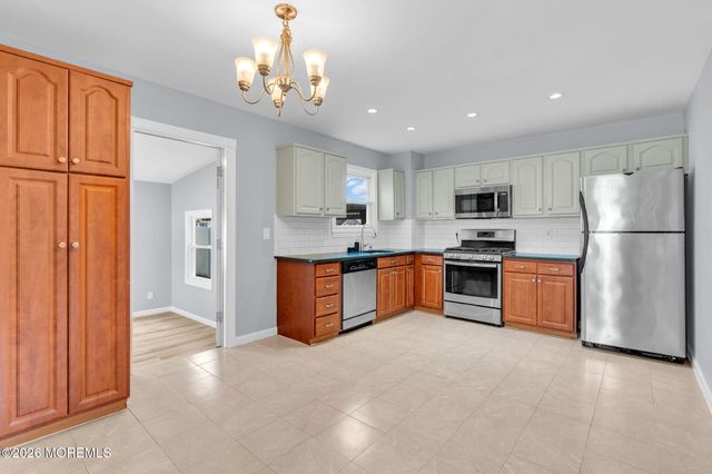 819 Laurel Street, Lakehurst, NJ 08733