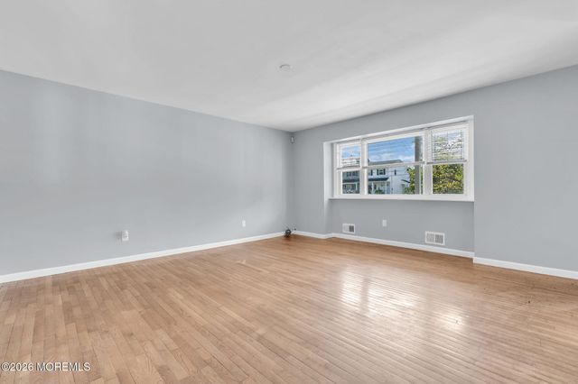 819 Laurel Street, Lakehurst, NJ 08733