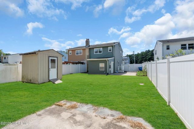 819 Laurel Street, Lakehurst, NJ 08733