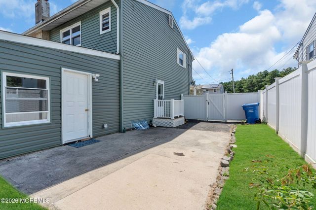819 Laurel Street, Lakehurst, NJ 08733