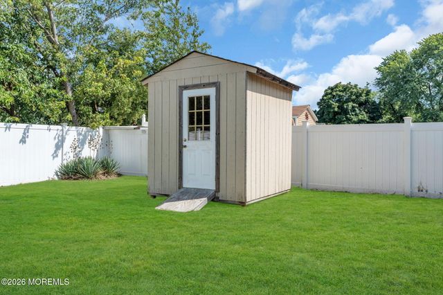 819 Laurel Street, Lakehurst, NJ 08733
