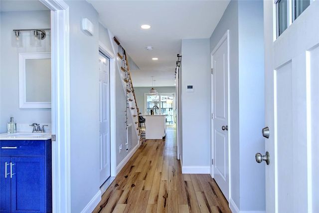 99 1st Street, East Providence, RI 02914