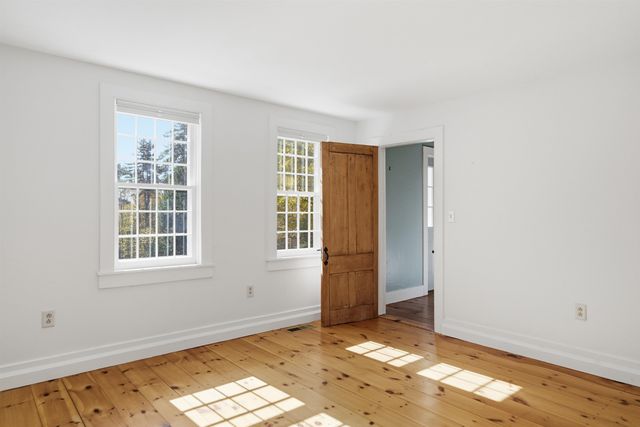 8 Baptist Hill Road, Canterbury, NH 03301