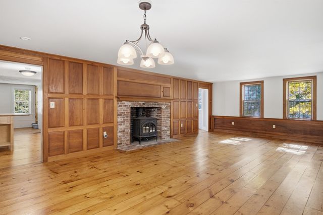 8 Baptist Hill Road, Canterbury, NH 03301